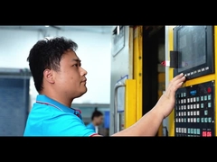 die PC-Fabrik erkunden